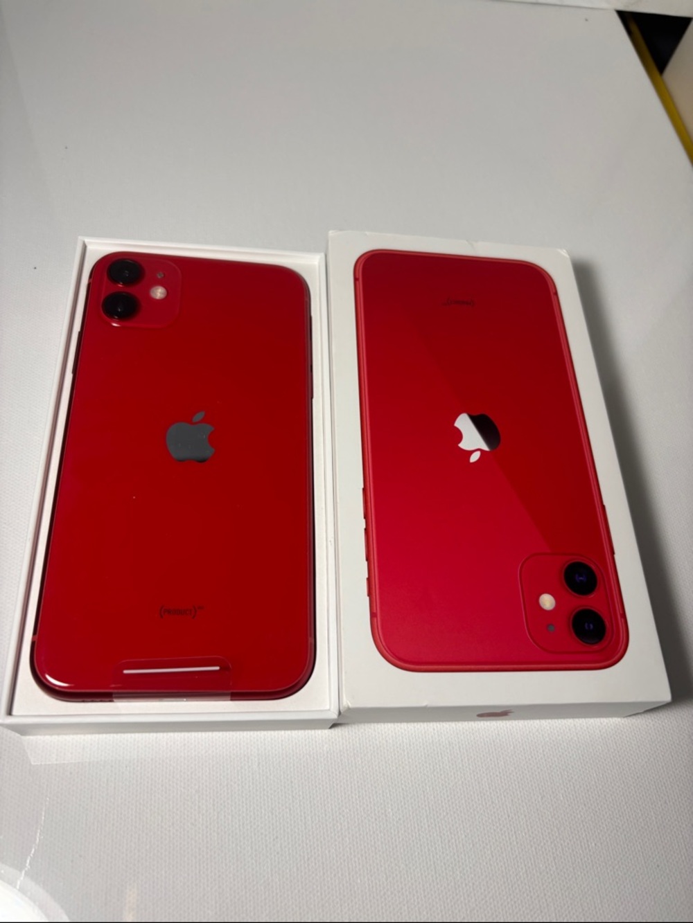 NEW iPhone 11 with Box, 64 gb unlocked - Picture 11 of 14
